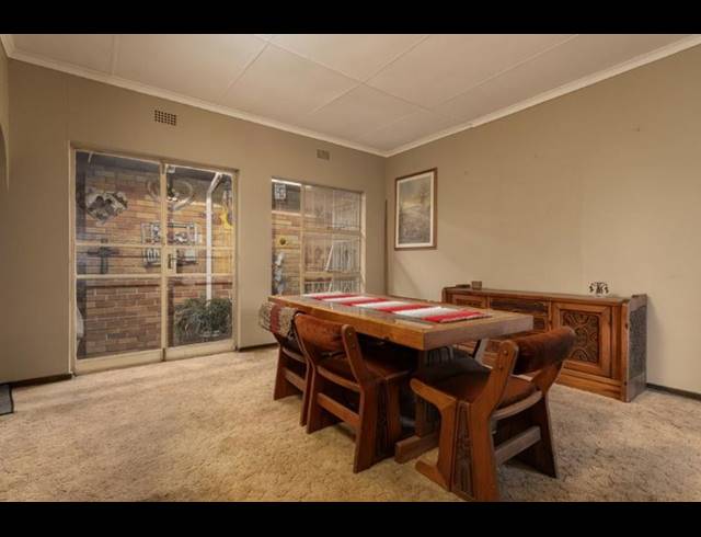 4 BEDROOM HOUSE FOR SALE IN ALBEMARLE EXT 2